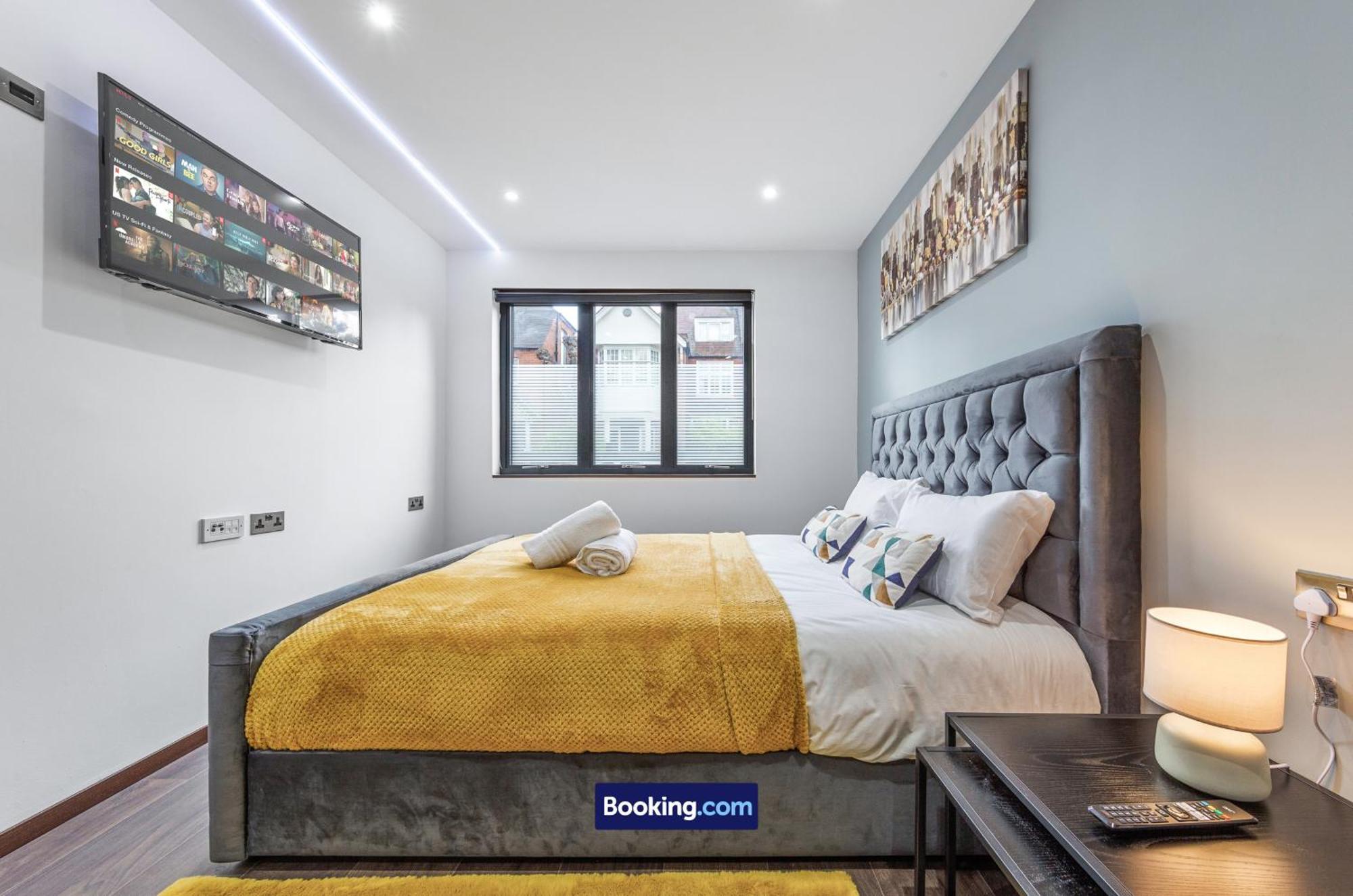 Stylish Studio Apt By Stay Smart Short Lets & Serviced Accommodation Woodstock With Free Wifi Лондон Экстерьер фото